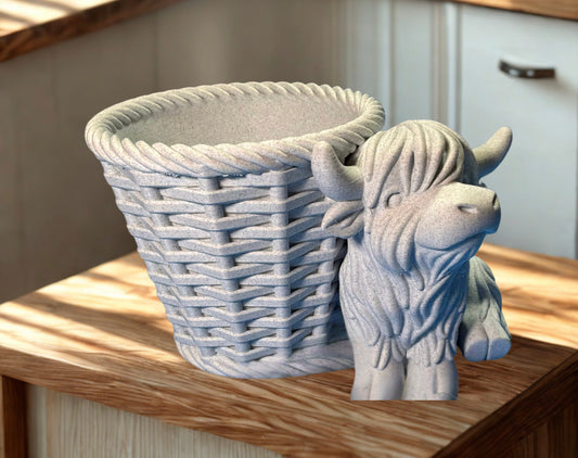 Highland Cow Pen Holder & Organizer – Cute Desk Organizer with Large Basket – 3D Printed Farmhouse Decor – Utensil Holder - Makeup Brush Holder - Catch All