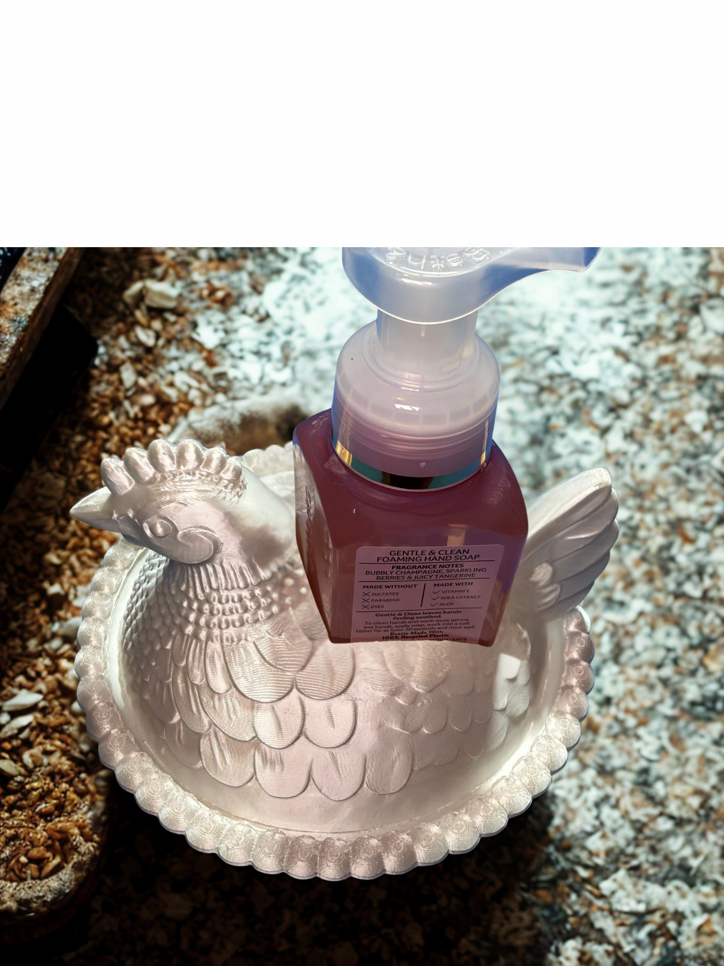 Hen on Nest Soap Holder – Farmhouse Chicken Foaming Soap Dispenser Stand – Fits Bath & Body Works Foaming Soap – Cute Sink Organizer